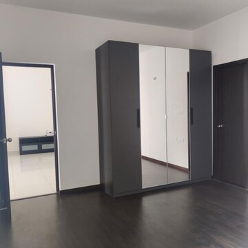 Room in 2 BHK Apartment at Puravankara Purva Zenium, Hosahalli – for Rent