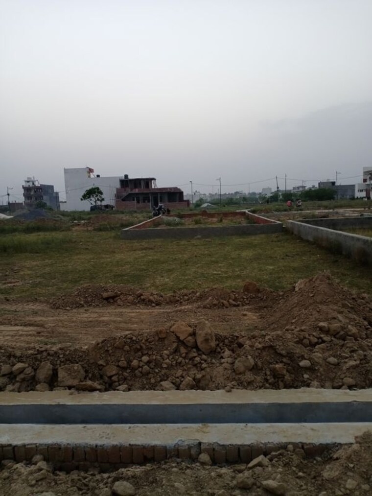 undefined, lal kuan  180 Sq.Yd. Plot In Lal Kuan Ghaziabad 9995377