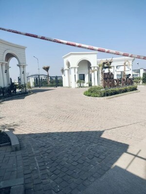  Plot – Exterior View View at Sohna Sector 4 - for Sale