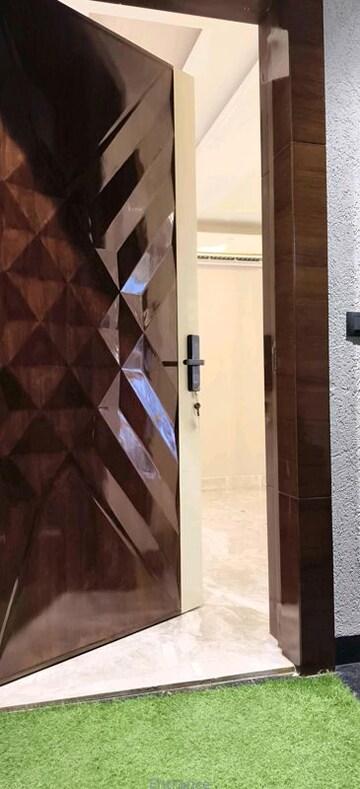 Staircase in 3 BHK Apartment at CS Roseate 63, Sector 63a – for Rent