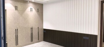 Room in 3 BHK Apartment at CS Roseate 63, Sector 63a – for Rent