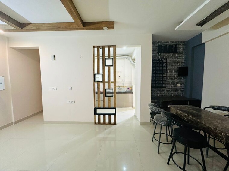 Room, skyline-park 2 Bedroom 1240 Sq.Ft. Apartment In Vip Road Zirakpur 9995399