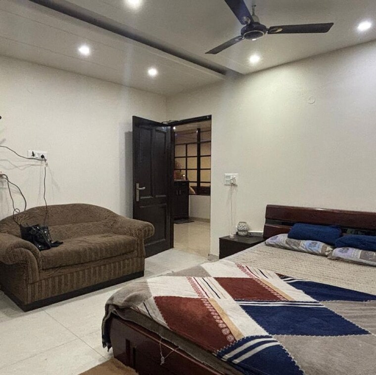 Living Room, malviya nagar 3 Bedroom 2000 Sq.Ft. Builder Floor In Malviya Nagar Delhi 9995403