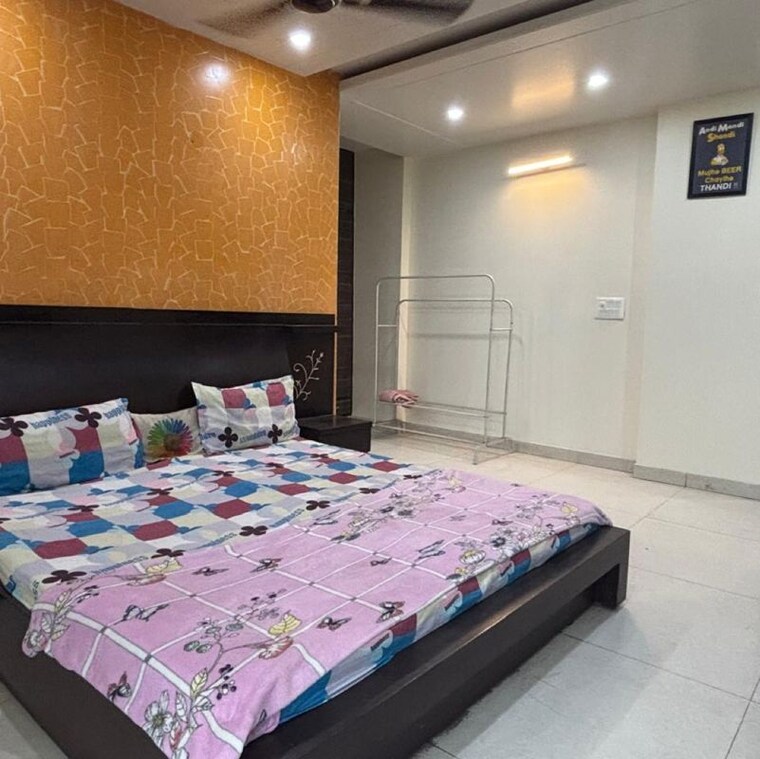 Bedroom, malviya nagar 3 Bedroom 2000 Sq.Ft. Builder Floor In Malviya Nagar Delhi 9995403
