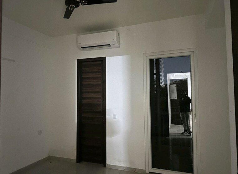 undefined, smart-world-orchard 3 Bedroom 1680 Sq.Ft. Apartment In Sector 61 Gurgaon 9995435