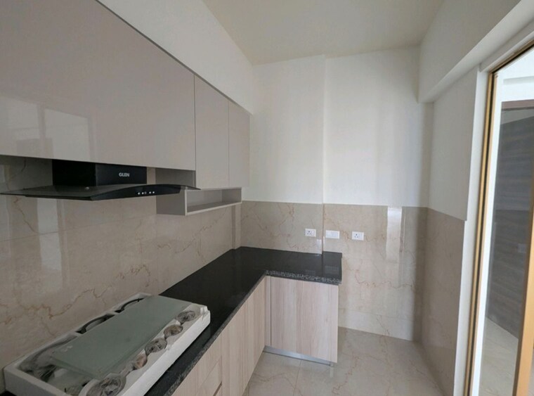 Kitchen, smart-world-orchard 3 Bedroom 1680 Sq.Ft. Apartment In Sector 61 Gurgaon 9995435