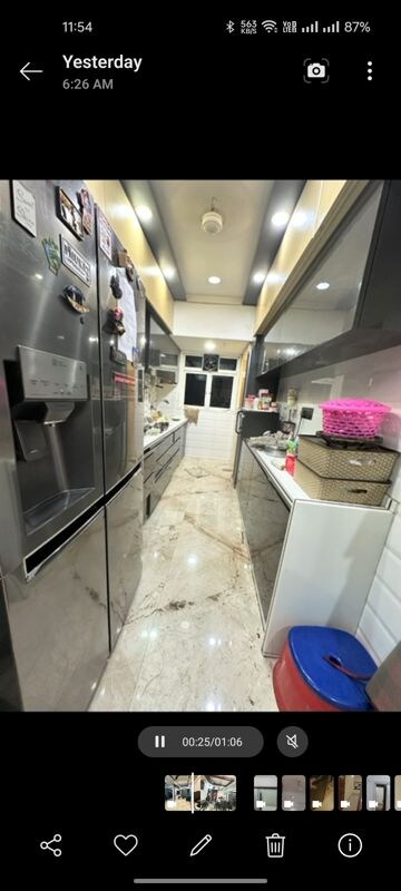 Master Bedroom in 2 BHK Apartment at Kamala Vihar CHS, Kandivali West – for Rent