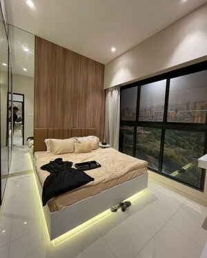 Bedroom in 1 BHK Apartment at Skylink Sky Heights, Andheri East – for Sale
