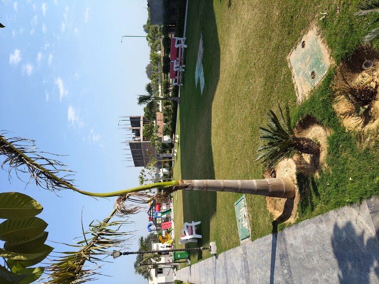 Garden, meffier-golden-park  106 Sq.Yd. Plot In Sohna Sector 4 Gurgaon 9995448