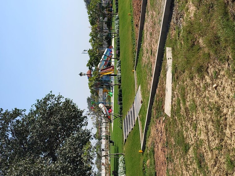 Garden, meffier-golden-park  106 Sq.Yd. Plot In Sohna Sector 4 Gurgaon 9995448