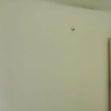 Room in 2 BHK Apartment at Casagrand Lorenza, Agrahara Badavane – for Rent