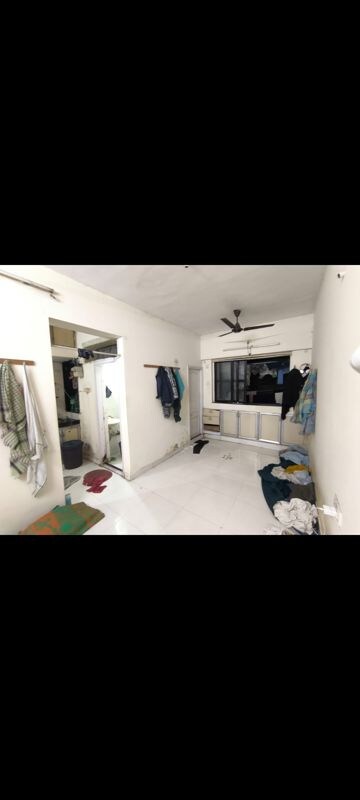 Master Bedroom in 1 RK Apartment at Ahuja Towers, Prabhadevi – for Rent