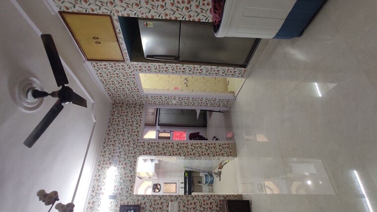 Kitchen, old rajinder nagar 3 Bedroom 900 Sq.Ft. Builder Floor In Old Rajinder Nagar Delhi 9995498