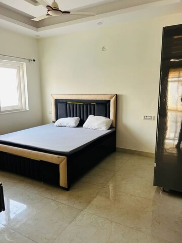 Bedroom in 2 BHK Builder Floor at Aamwala – for Rent