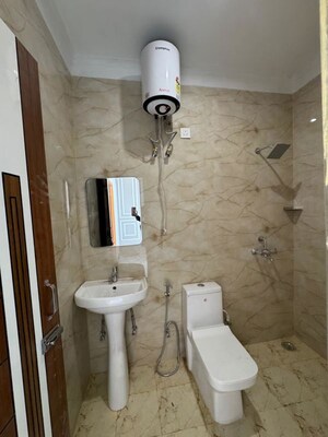 Bathroom in 2 BHK Builder Floor at Aamwala – for Rent