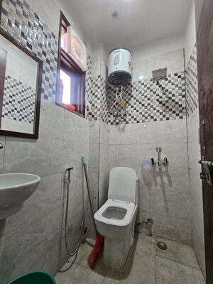 Bathroom in 2 BHK Builder Floor at Neb Sarai – for Rent
