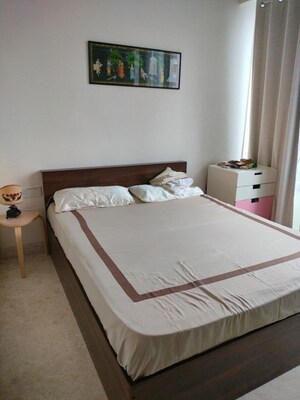 Bedroom in 2 BHK Apartment at Raheja Atlantis, Lower Parel – for Rent