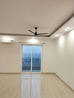 Room in 3 BHK Apartment at 3C Lotus 300, Sector 107 – for Rent