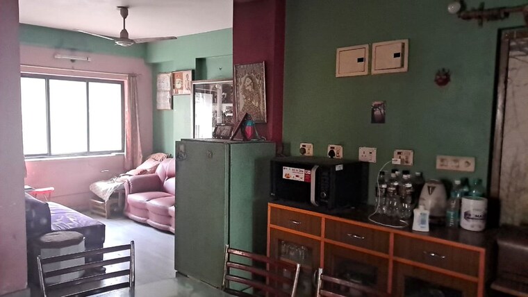 Living Room, lake market 2 Bedroom 1030 Sq.Ft. Apartment In Lake Market Kolkata 9995495