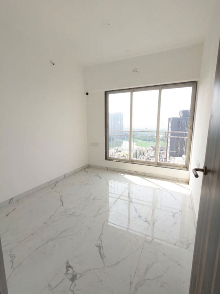 Room, dharti-presidio 2 Bedroom 555 Sq.Ft. Apartment In Malad West Mumbai 9995578