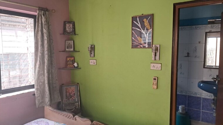 Other, lake market 2 Bedroom 1030 Sq.Ft. Apartment In Lake Market Kolkata 9995565