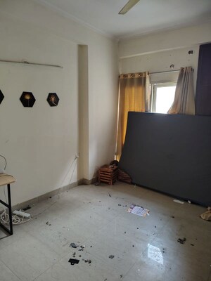 2 BHK Apartment For Rent in Antriksh Golf View, Sector 78