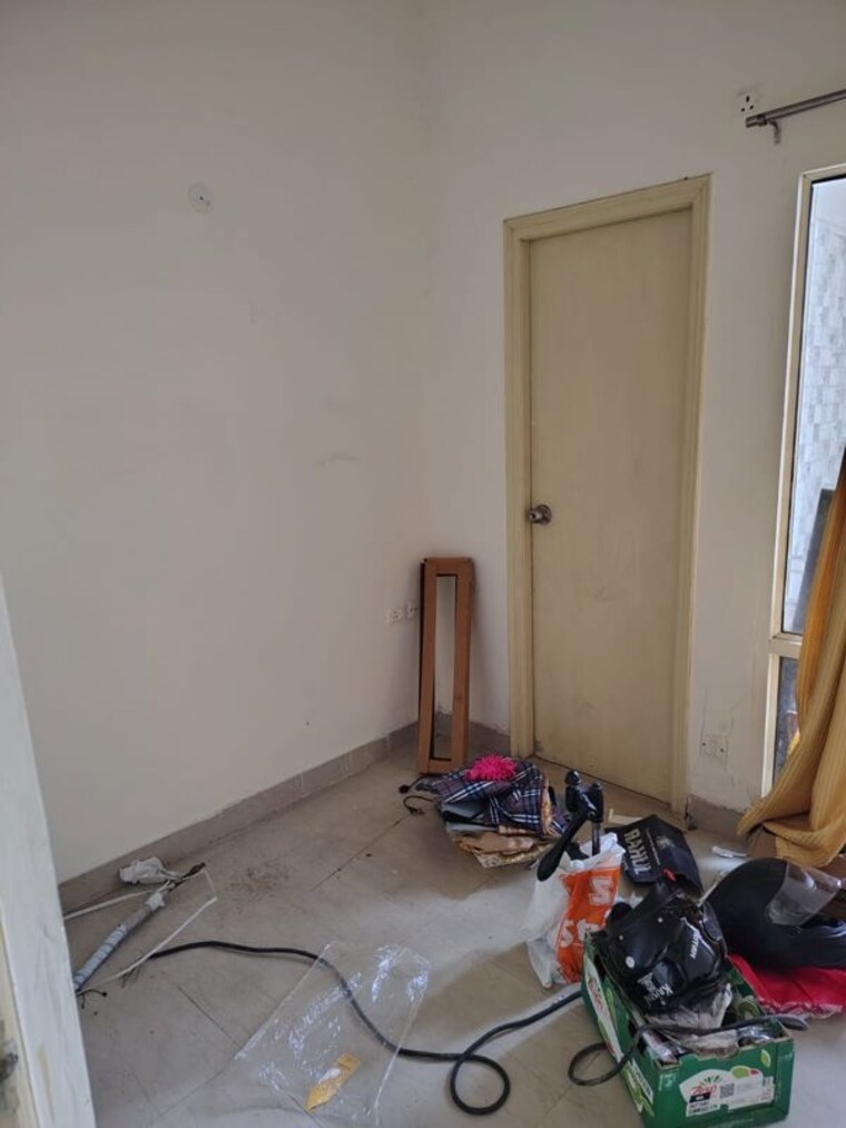 Master Bedroom, antriksh-golf-view 2 Bedroom 1245 Sq.Ft. Apartment In Sector 78 Noida 9995628