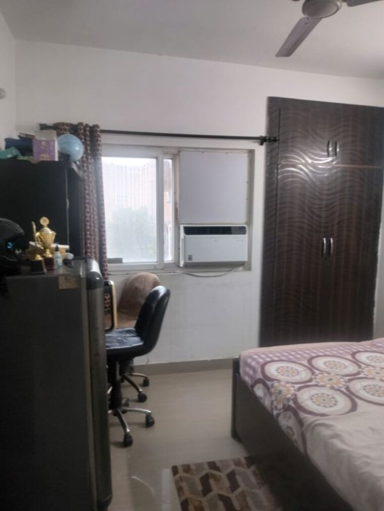 Living Room, nimbus-the-hyde-park 2.5 Bedroom 1080 Sq.Ft. Apartment In Sector 78 Noida 9995416