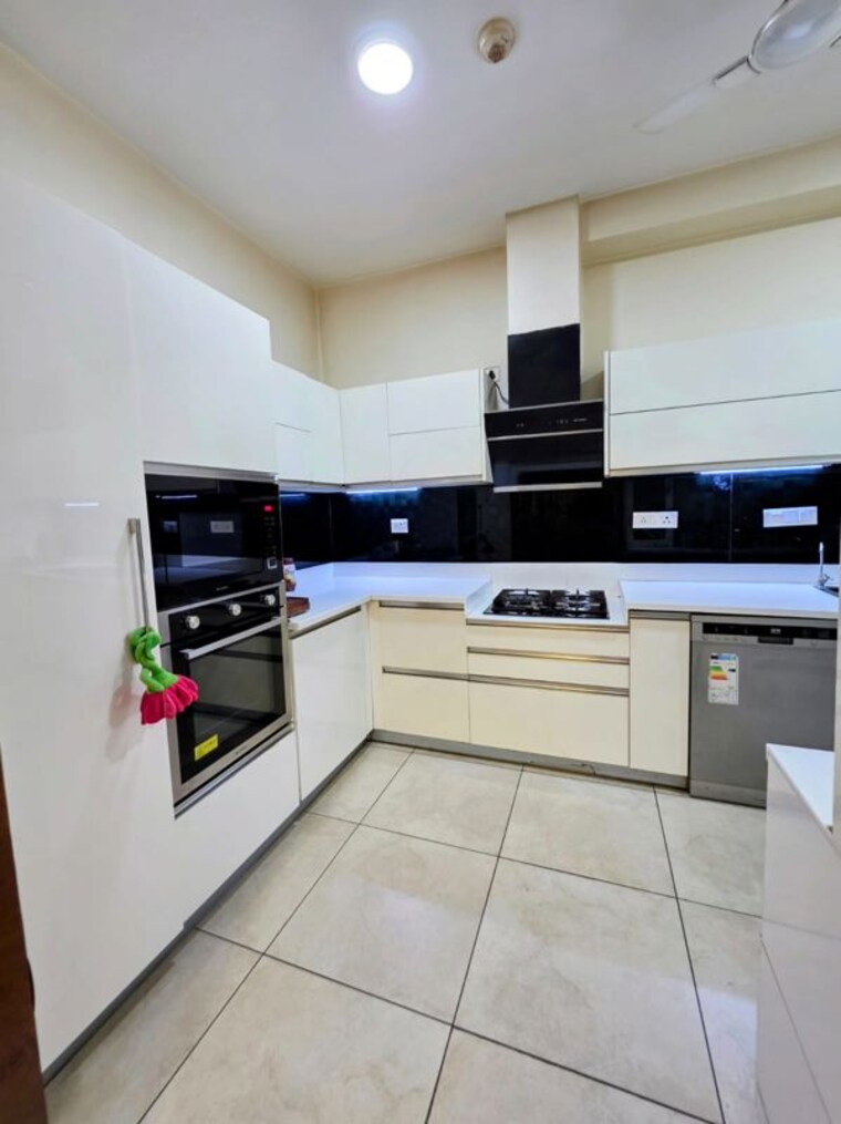 Team Area, prestige-lakeside-habitat 3 Bedroom 1650 Sq.Ft. Apartment In Varthur Bangalore 9995621