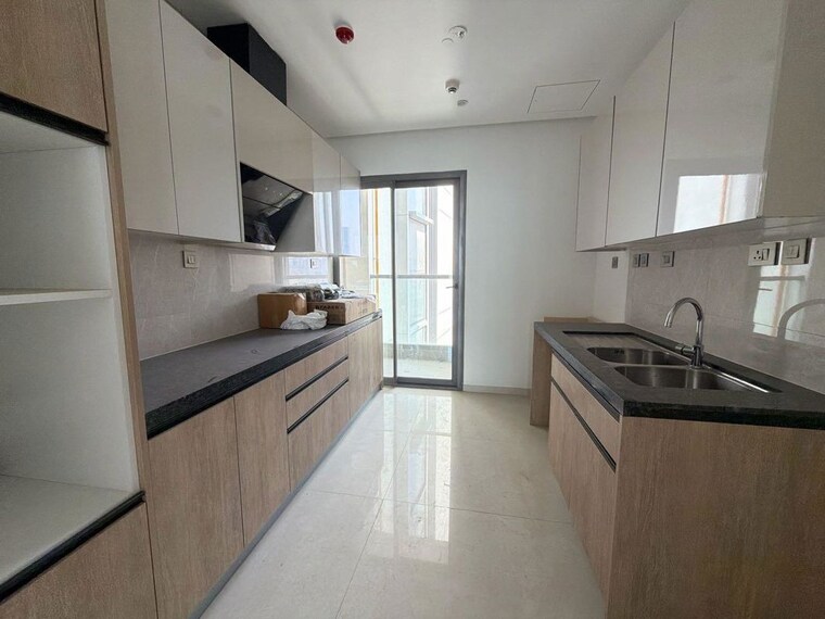 Kitchen, rustomjee-crown 4 Bedroom 2560 Sq.Ft. Apartment In Prabhadevi Mumbai 9995636