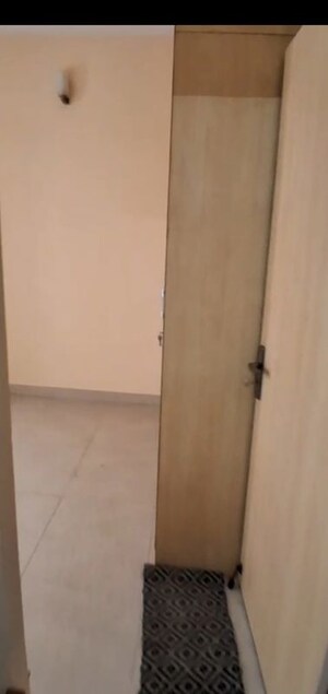 Bedroom in 2 BHK Apartment at Hbr Layout – for Rent