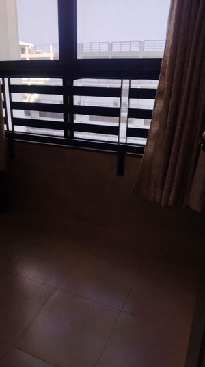 Room in 3 BHK Apartment at Doranda – for Rent