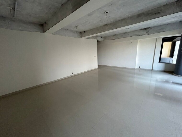 Room, savaliya-krish-cubical Commercial Office Space 1037 Sq.Ft. In Thaltej Ahmedabad 9995691