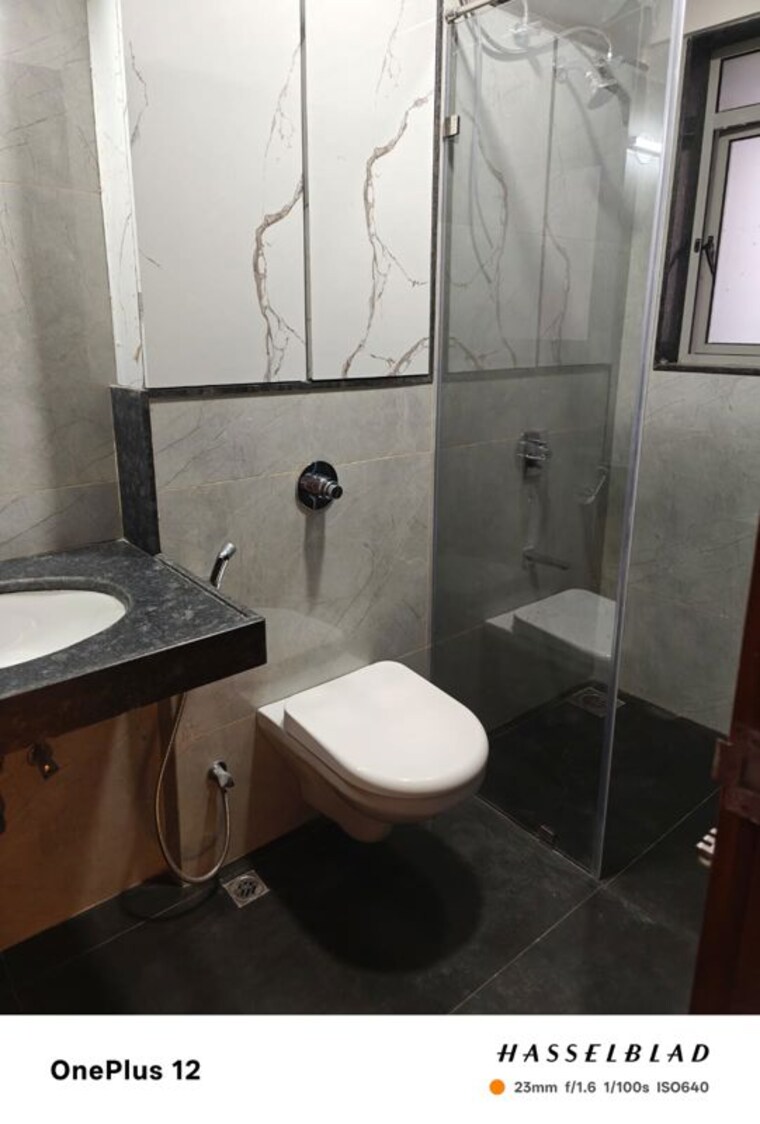 Attached Bathroom, hadapsar 2 Bedroom 900 Sq.Ft. Apartment In Hadapsar Pune 9995743
