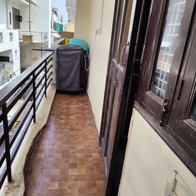 Balcony, greenwood-city 1 Bedroom 100 Sq.Yd. Builder Floor In Sector 40 Gurgaon 9995746
