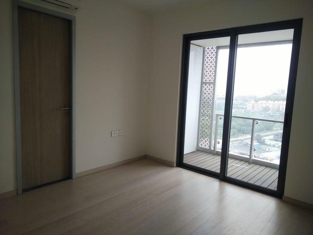 3 BHK + Pooja Room,Servant Room,Study Room,Extra Room Apartment For Sale in Lodha Evoq