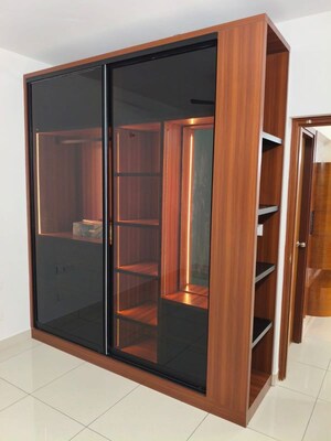 Room in 2 BHK Apartment at Prestige Finsbury Park Hyde, Bagaluru – for Rent