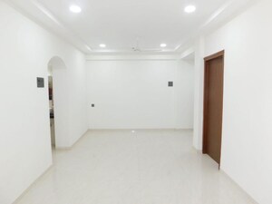 Living Room in 3 BHK Apartment at Goregaon West – for Rent