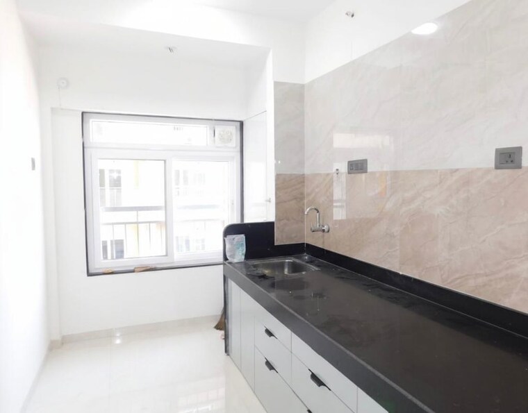 Kitchen, goregaon west 3 Bedroom 1050 Sq.Ft. Apartment In Goregaon West Mumbai 9995776