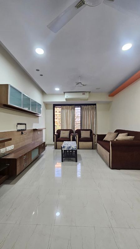 2 BHK Apartment For Rent in Safal Twins