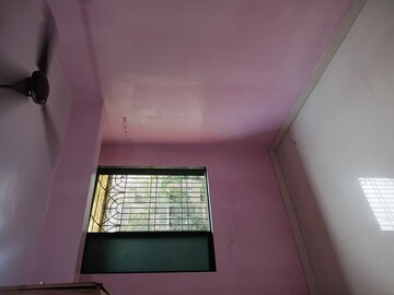Room in 1 BHK Apartment at Airoli – for Sale