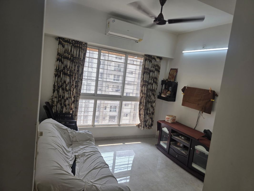 1 BHK Apartment For Sale in Lodha Amara