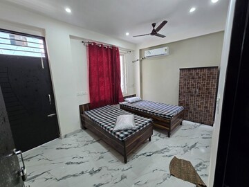 Room in  Pg at Sector 44 – for Rent