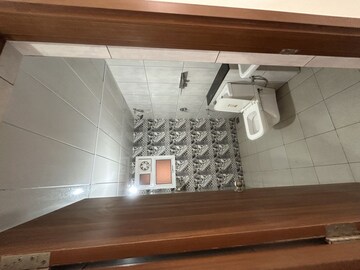 Parking in 3 BHK Apartment at Prestige Finsbury Park Regent, Bagaluru – for Rent