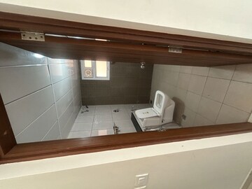 Kitchen in 3 BHK Apartment at Prestige Finsbury Park Regent, Bagaluru – for Rent