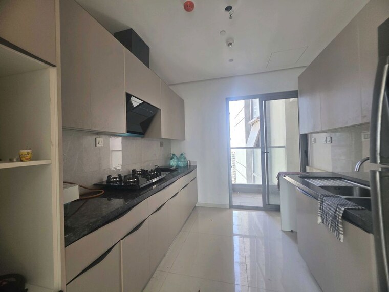 Kitchen, rustomjee-crown 4 Bedroom 2560 Sq.Ft. Apartment In Prabhadevi Mumbai 9995781