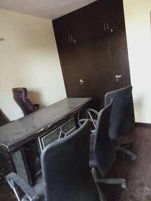 Furnished Amenities in 3 BHK Builder Floor at BPTP Park Elite Floors, Sector 85 – for Sale