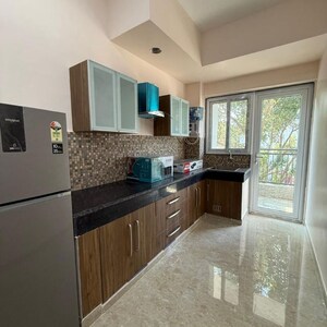 Kitchen in 1 BHK Builder Floor at Sector 27 – for Rent