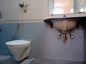 Bathroom in 2 BHK Apartment at Chembur – for Rent