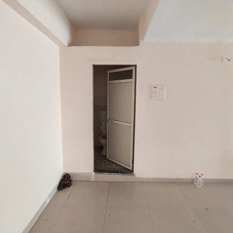 Exterior View, vidhate nagar Commercial Shop 906 Sq.Ft. In Vidhate Nagar Nashik 9923493